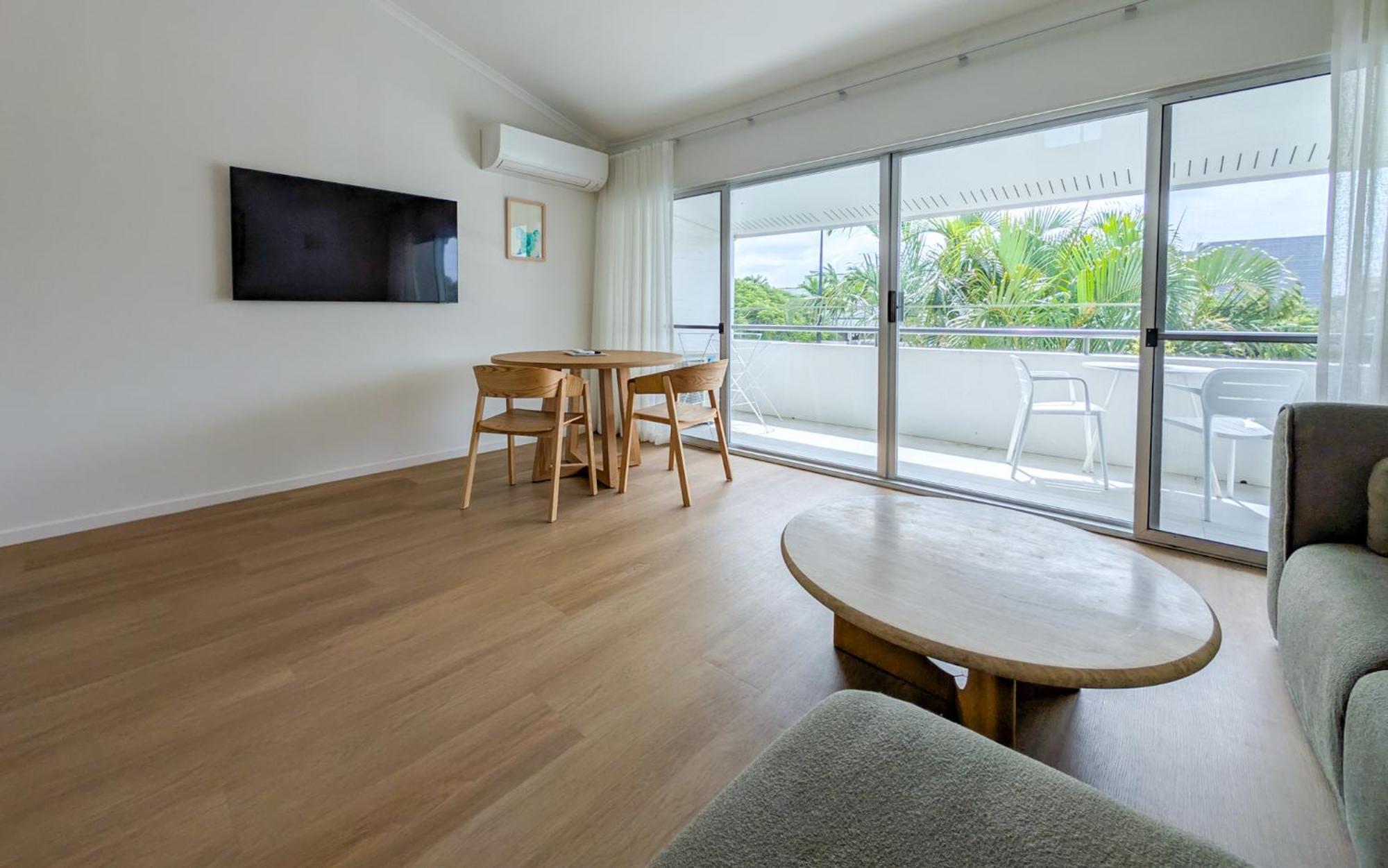 Noosa Parade Holiday Inn Bagian luar foto