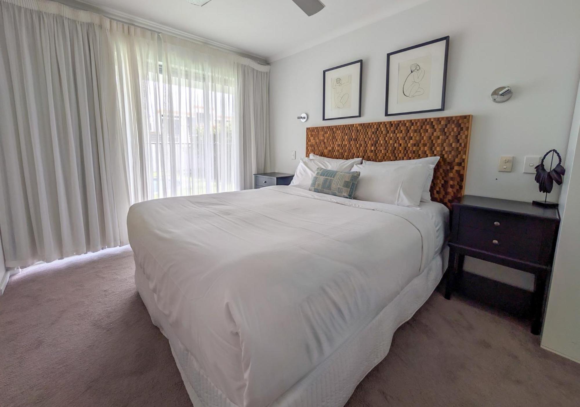 Noosa Parade Holiday Inn Bagian luar foto