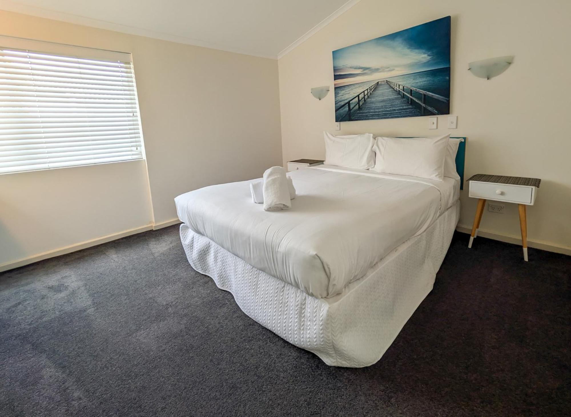 Noosa Parade Holiday Inn Bagian luar foto